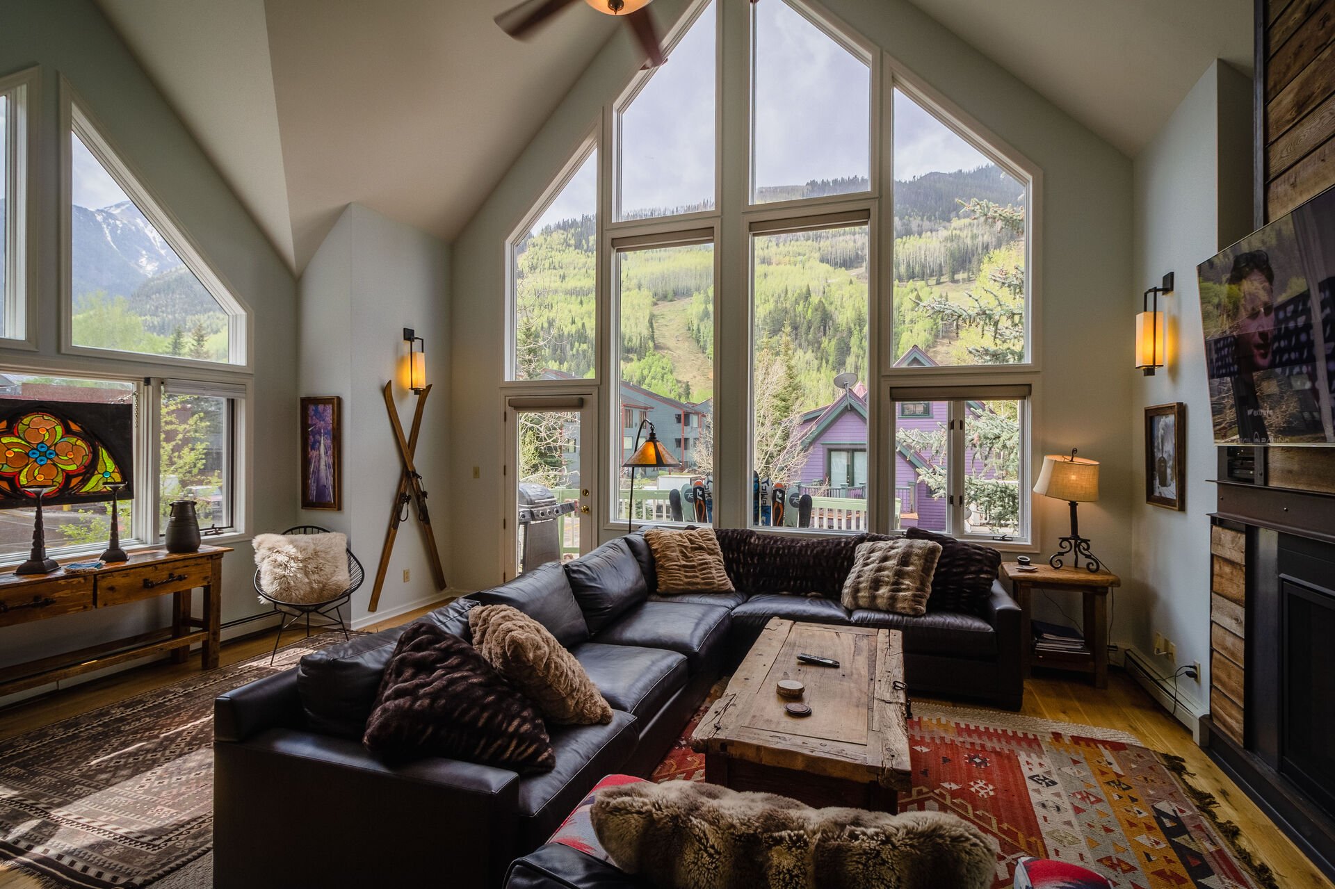 Pet Friendly Vacation Rentals in Telluride