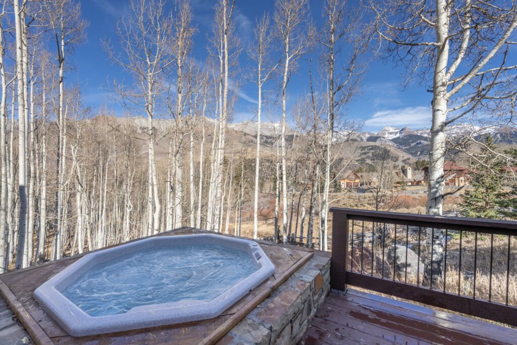 View our Telluride rentals with hot tubs