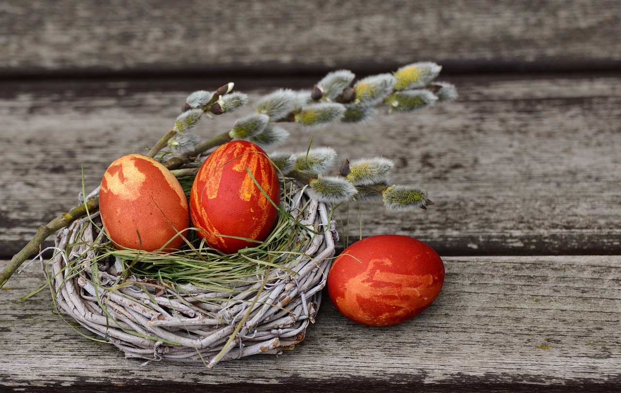 Easter Attractions in Telluride CO Painted eggs on a bench in Telluride